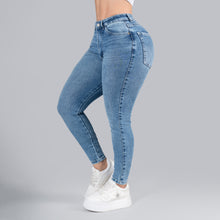 Cargar imagen en el visor de la galería, JEANS MUJER SKINNY  REF 1253
